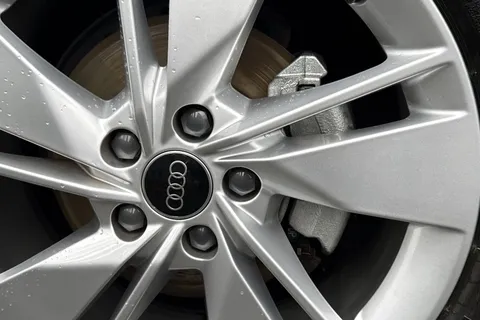 PX75KNP Audi Q2 S line 35 TFSI  150 PS S tronic Thumbnail #28