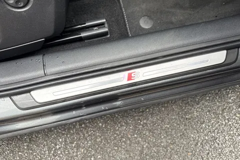 PX75KNP Audi Q2 S line 35 TFSI  150 PS S tronic Thumbnail #45