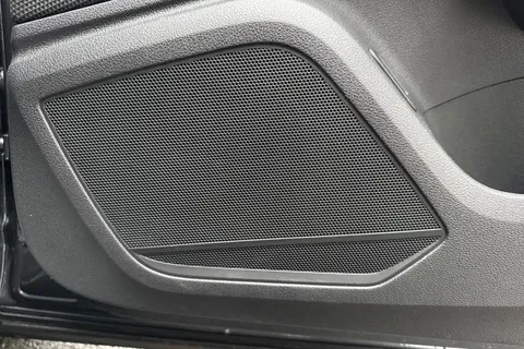 PX75KNP Audi Q2 S line 35 TFSI  150 PS S tronic Thumbnail #50