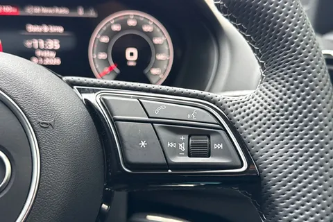 PX75KNP Audi Q2 S line 35 TFSI  150 PS S tronic Thumbnail #53