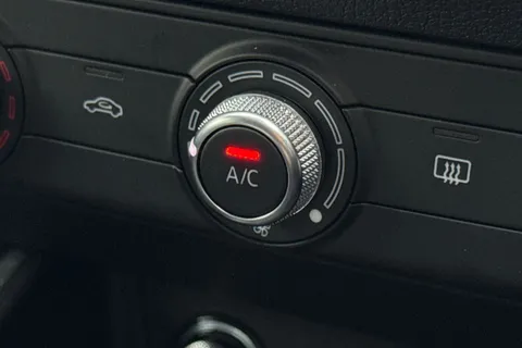 PX75KNP Audi Q2 S line 35 TFSI  150 PS S tronic Thumbnail #61