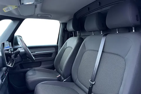 CX74VKK Volkswagen Id. Buzz Cargo Pro 79kWh Commerce Auto 5dr Thumbnail #17