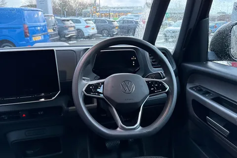 CX74VKK Volkswagen Id. Buzz Cargo Pro 79kWh Commerce Auto 5dr Thumbnail #19