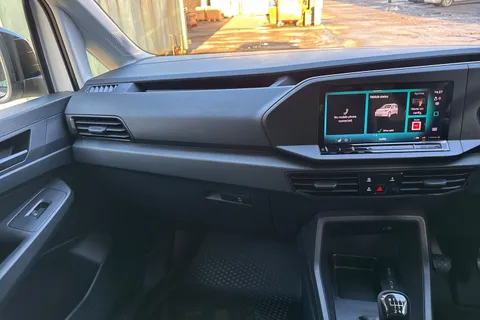 PF75AWW Volkswagen Caddy C20 Caddy Cargo Commerce SWB 102 PS 2.0 TDI 6sp Manual Thumbnail #20