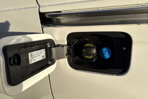 PF75AWW Volkswagen Caddy C20 Caddy Cargo Commerce SWB 102 PS 2.0 TDI 6sp Manual Thumbnail #30