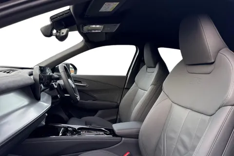  Audi Q3 2.0 TDI S line S Tronic Euro 6 (s/s) 5dr Thumbnail #16