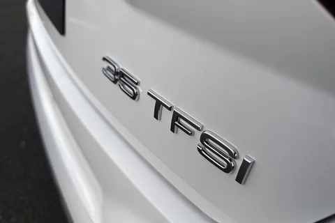  Audi Q2 1.5 TFSI CoD 35 S line S Tronic Euro 6 (s/s) 5dr Thumbnail #33