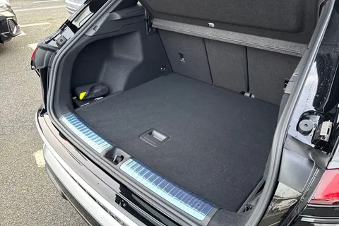  Audi Q3 2.0 TDI S line S Tronic Euro 6 (s/s) 5dr Thumbnail #36