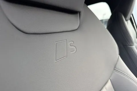  Audi Q3 2.0 TDI S line S Tronic Euro 6 (s/s) 5dr Thumbnail #47