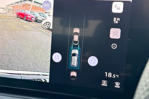  Audi Q3 2.0 TDI S line S Tronic Euro 6 (s/s) 5dr Thumbnail #57