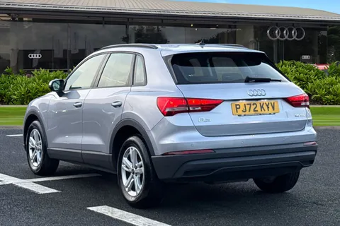 PJ72KYV Audi Q3 Technik 35 TDI  150 PS S tronic Thumbnail #3