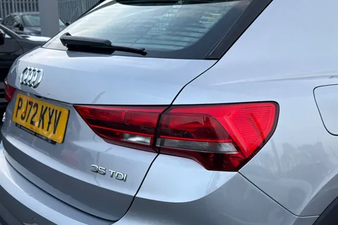 PJ72KYV Audi Q3 Technik 35 TDI  150 PS S tronic Thumbnail #9