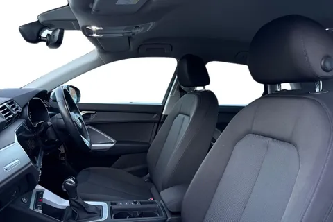 PJ72KYV Audi Q3 Technik 35 TDI  150 PS S tronic Thumbnail #17