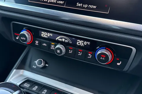 PJ72KYV Audi Q3 Technik 35 TDI  150 PS S tronic Thumbnail #23