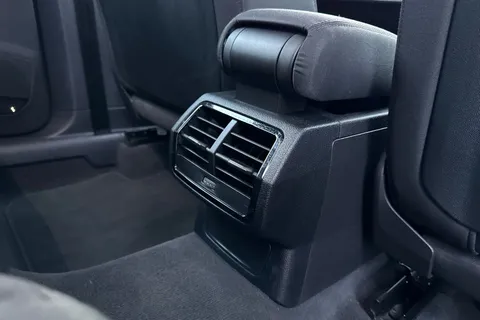 PJ72KYV Audi Q3 Technik 35 TDI  150 PS S tronic Thumbnail #39