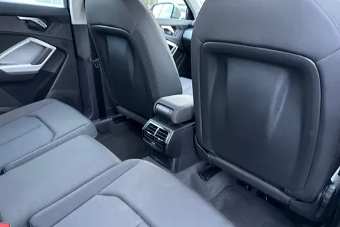 PJ72KYV Audi Q3 Technik 35 TDI  150 PS S tronic Thumbnail #40