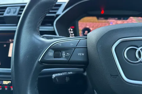 PJ72KYV Audi Q3 Technik 35 TDI  150 PS S tronic Thumbnail #50