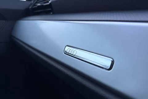 PJ72KYV Audi Q3 Technik 35 TDI  150 PS S tronic Thumbnail #55