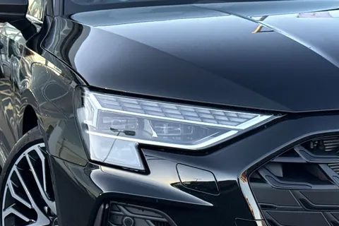  Audi S3 2.0 TFSI Vorsprung Sportback S Tronic quattro Euro 6 (s/s) 5dr Thumbnail #9