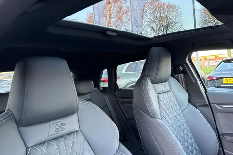  Audi S3 2.0 TFSI Vorsprung Sportback S Tronic quattro Euro 6 (s/s) 5dr Thumbnail #24