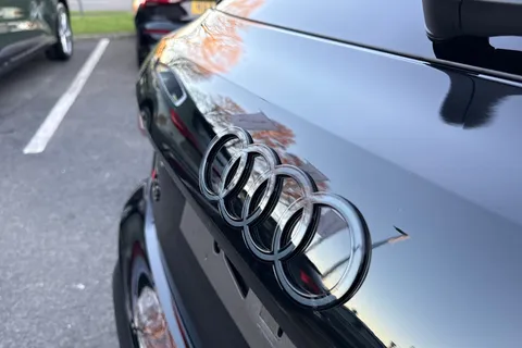  Audi S3 2.0 TFSI Vorsprung Sportback S Tronic quattro Euro 6 (s/s) 5dr Thumbnail #32