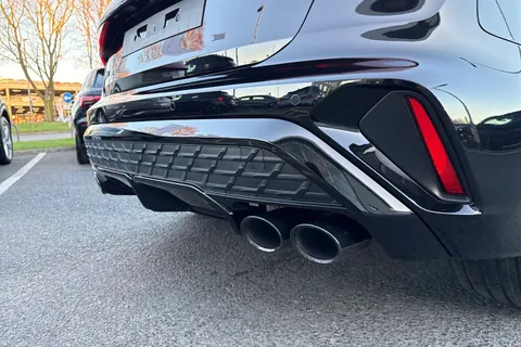  Audi S3 2.0 TFSI Vorsprung Sportback S Tronic quattro Euro 6 (s/s) 5dr Thumbnail #34