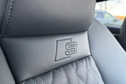  Audi S3 2.0 TFSI Vorsprung Sportback S Tronic quattro Euro 6 (s/s) 5dr Thumbnail #46