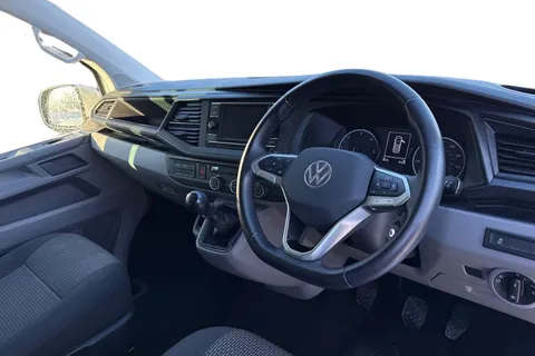 PK74OEW Volkswagen Transporter T32 Kombi Highline LWB 150 PS 2.0 TDI 6sp Manual Thumbnail #15