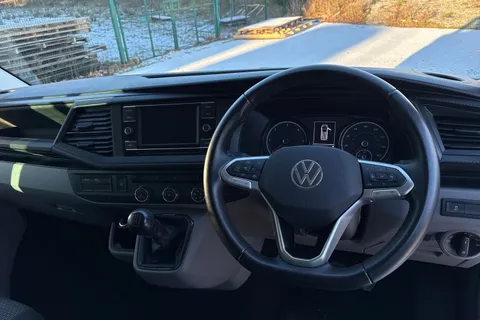 PK74OEW Volkswagen Transporter T32 Kombi Highline LWB 150 PS 2.0 TDI 6sp Manual Thumbnail #19