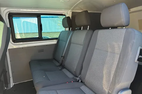 PK74OEW Volkswagen Transporter T32 Kombi Highline LWB 150 PS 2.0 TDI 6sp Manual Thumbnail #20