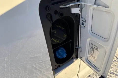 PK74OEW Volkswagen Transporter T32 Kombi Highline LWB 150 PS 2.0 TDI 6sp Manual Thumbnail #31