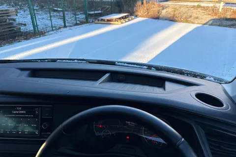 PK74OEW Volkswagen Transporter T32 Kombi Highline LWB 150 PS 2.0 TDI 6sp Manual Thumbnail #39