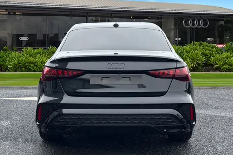  Audi A3 2.0 TDI Black Edition S Tronic Euro 6 (s/s) 4dr Thumbnail #5