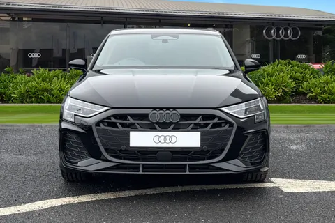  Audi A3 2.0 TDI Black Edition S Tronic Euro 6 (s/s) 4dr Thumbnail #6