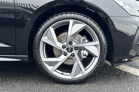  Audi A3 2.0 TDI Black Edition S Tronic Euro 6 (s/s) 4dr Thumbnail #11