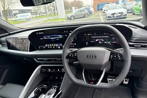  Audi Q5 2.0 TFSI Edition 1 Sportback S Tronic quattro Euro 6 (s/s) 5dr Thumbnail #18