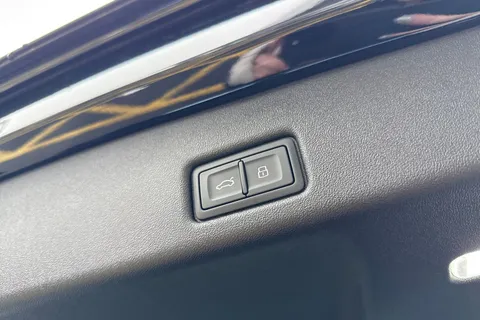  Audi Q5 2.0 TFSI Edition 1 Sportback S Tronic quattro Euro 6 (s/s) 5dr Thumbnail #37