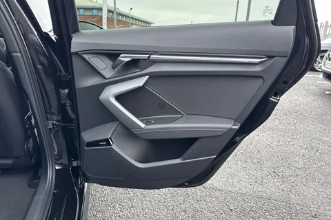  Audi A3 2.0 TDI Black Edition S Tronic Euro 6 (s/s) 4dr Thumbnail #42