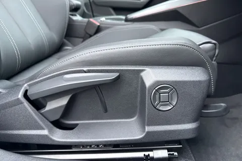  Audi A3 2.0 TDI Black Edition S Tronic Euro 6 (s/s) 4dr Thumbnail #44