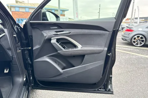  Audi Q5 2.0 TFSI Edition 1 Sportback S Tronic quattro Euro 6 (s/s) 5dr Thumbnail #47