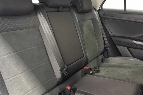 GK74DCV Volkswagen T-Roc 1.5 TSI Style 5dr DSG Thumbnail #9