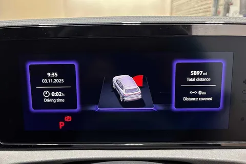 KR25OHG Volkswagen Tiguan 1.5 TSI 272 eHybrid R-Line 5dr DSG ⭐Tilting and sliding panoramic sunroof ⭐ Thumbnail #11