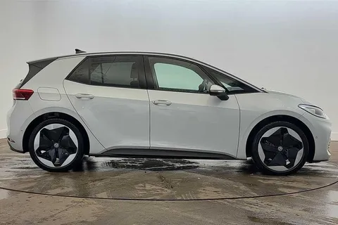 KP75ANU Volkswagen ID.3 Pro S 77kWh Match Hatchback 5dr Electric Auto (5 Seat) (204 ps) Thumbnail #4