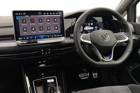 KP75LNF Volkswagen Golf 1.5 TSI 272 GTE eHybrid 5dr DSG Thumbnail #2