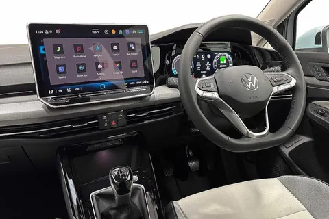 GL75DKO Volkswagen Golf 1.5 TSI 150 Style 5dr Thumbnail #2