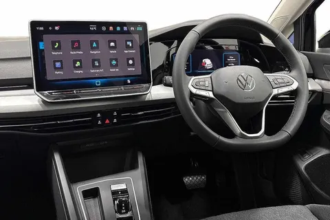 KP75LSD Volkswagen Golf 1.5 TSI 204 Match eHybrid 5dr DSG Thumbnail #2