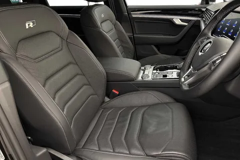 KY69UHS Volkswagen Touareg 3.0 V6 TDI 4M R-Line Tech ⭐Towbar, Sunroof, Professional chassis pack & mor Thumbnail #10