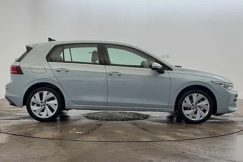 GL75DKO Volkswagen Golf 1.5 TSI 150 Style 5dr Thumbnail #4