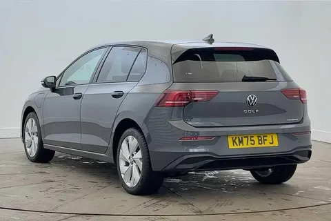 KM75BFJ Volkswagen Golf 1.5 TSI 204 Match eHybrid 5dr DSG Thumbnail #3