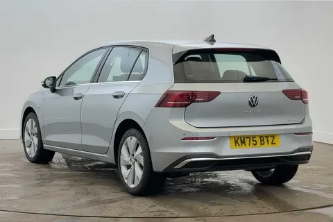 KM75BTZ Volkswagen Golf 1.5 TSI 204 Style eHybrid 5dr DSG Thumbnail #3